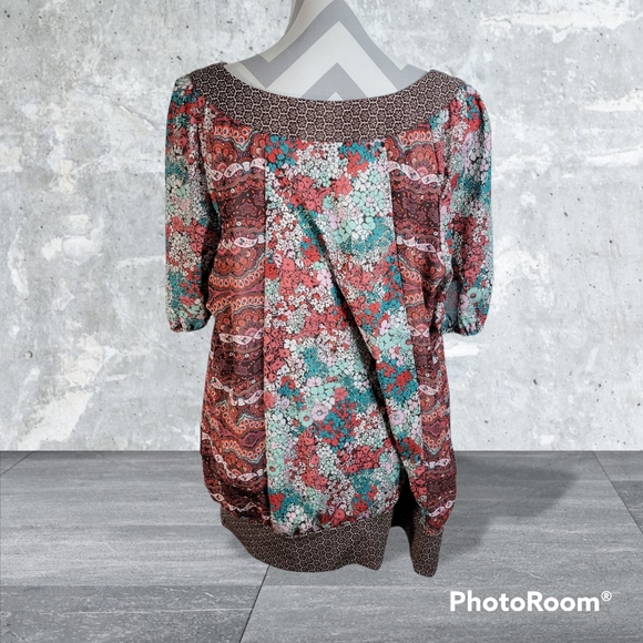 Womans Lane Bryant Scoop neck 6 button SS Boho Top Size 22/24 - Picture 2 of 7